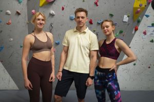 Read more about the article How to Start an Athletic Clothing Line: A Step-by-Step Guide for First-Time Founders